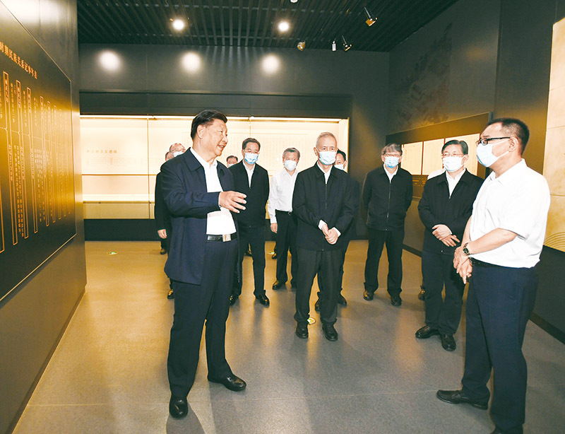 1658104421800940.jpg 坚定文化自信03.jpg